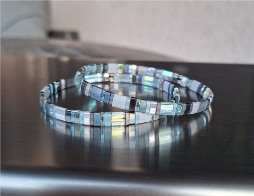 Šedá elegance 5,7 cm — foto 3