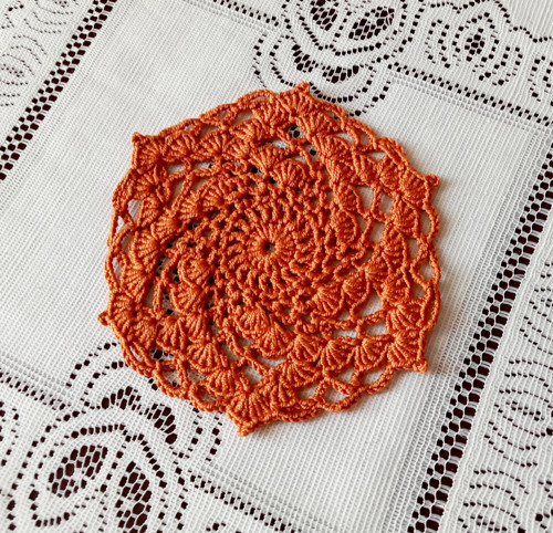 Hnědá dečka hexagon — foto 2