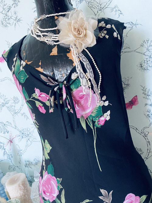 Šaty vintage look vycházkové — foto 3