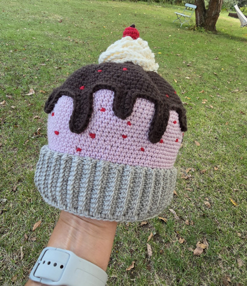 Dětská háčkovaná čepice Cupcake, Merino — foto 2