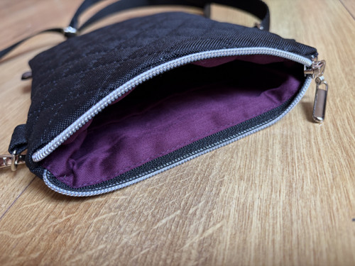Crossbody mini černá prošev — foto 3