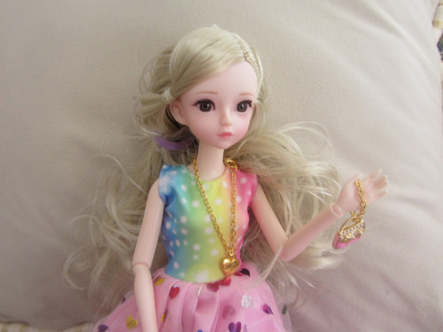 Společenské šaty pro Barbie — foto 2
