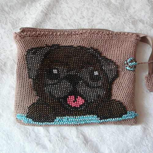 Háčkovaná kapsička-mops — foto 3