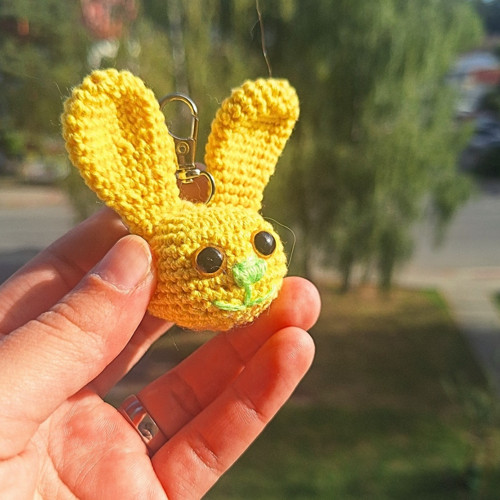 Háčkovaná klíčenka – zajíček — foto 5