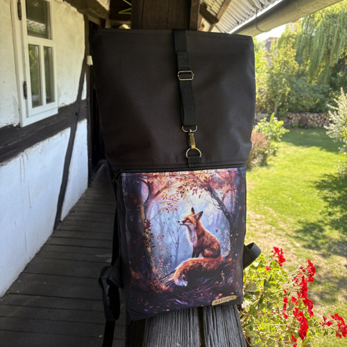 Liška 6 + přední kapsa na zip — foto 2