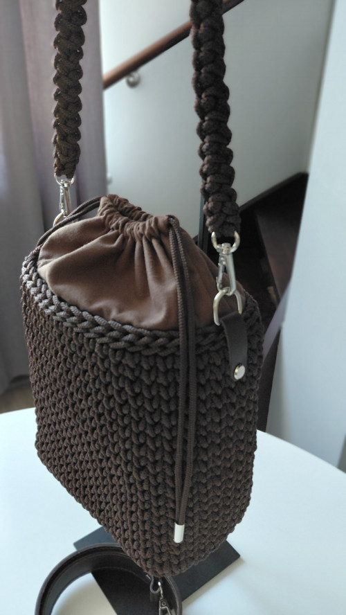 Ručně háčkovaná kabelka – bucket bag — foto 3