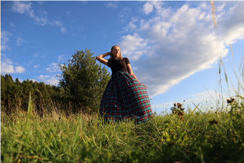 Flanelová sukně s propínáním — foto 2