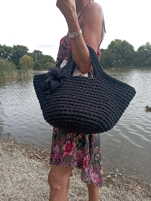 Háčkovaná kabelka košík — foto 3
