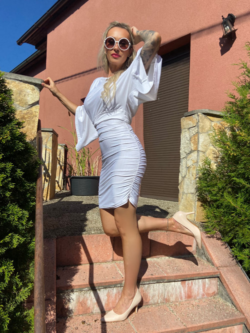 Šaty Mia- přiléhavé — foto 2