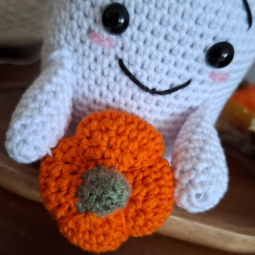 Návod na háčkovaného ducha s dýní — foto 2