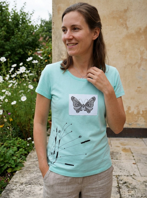 S MOTÝLEM (M) - dámské tričko — foto 5