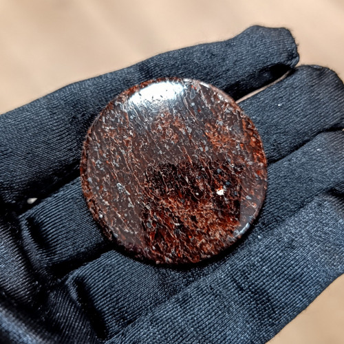Lepidolit, ID 5802, průměr 38 mm — foto 2