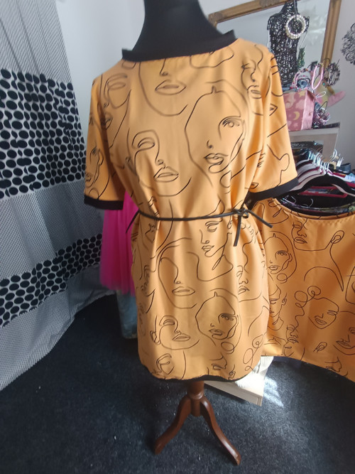 Sportovní šaty face — foto 2