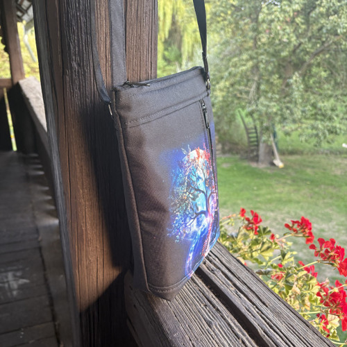 Crossbody - Strom života — foto 3
