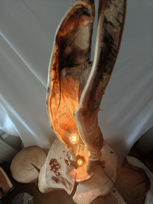 Dřevěná lampa — foto 2