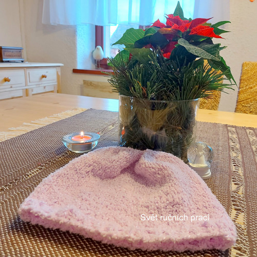 Růžovofialková - dívčí čepice — foto 4
