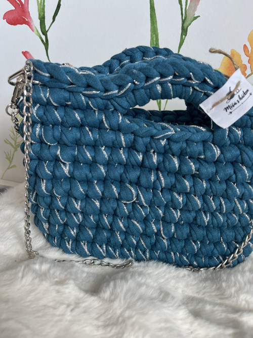 Medium háčkovaná kabelka klasik — foto 3