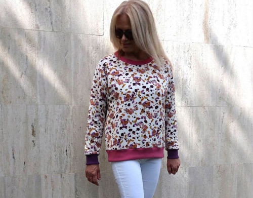 Stylová mikina — foto 2