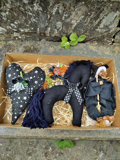 Halloweenská sada s čarodějnicí — foto 2