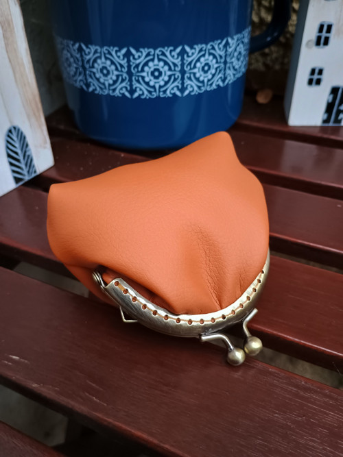 Mini Taštička V Kovovém Rámu — foto 4