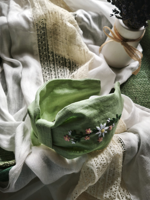 Široká čelenka — foto 2
