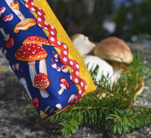 "Kapesníkovník" - Muchomůrky puntíkaté — foto 3