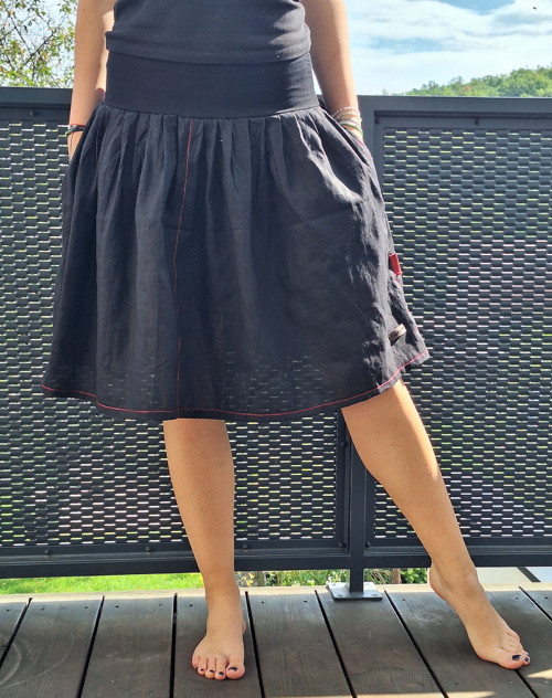 Č e r n á l e n...M/L — foto 3