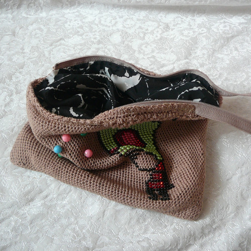 Háčkovaná kosmetická taštička-organizer — foto 3