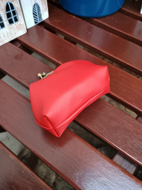 Mini Taštička V Kovovém Rámu — foto 3