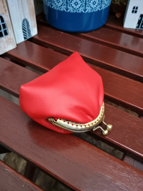 Mini Taštička V Kovovém Rámu — foto 4