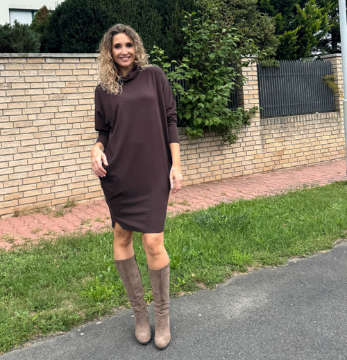 Rolákové šaty hnědé s rukávem — foto 5