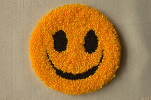 Podšálka Smile farebná — foto 5