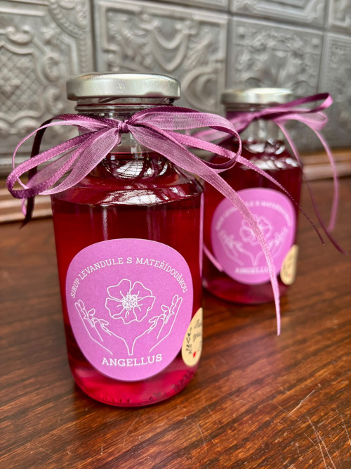 SIRUP MATEŘÍDOUŠKA s levandulí — foto 2
