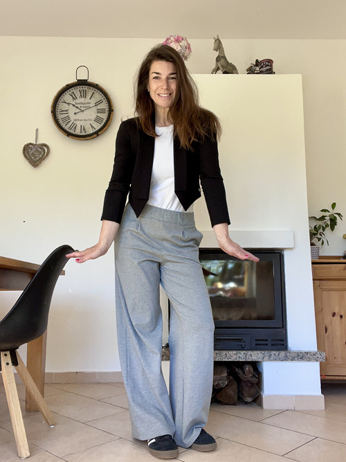 Krátké elegantní sako — foto 6