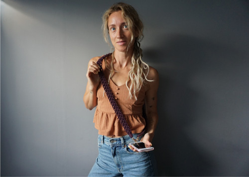 Macramé popruh na telefon Bordó — foto 3