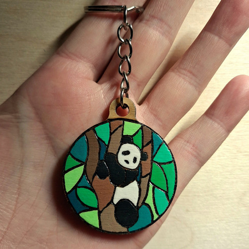 Dřevěná klíčenka - Panda — foto 3