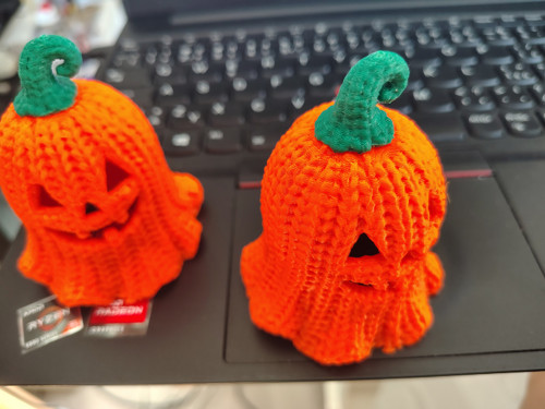 Set dvou Halloweenských strašidýlek — foto 6