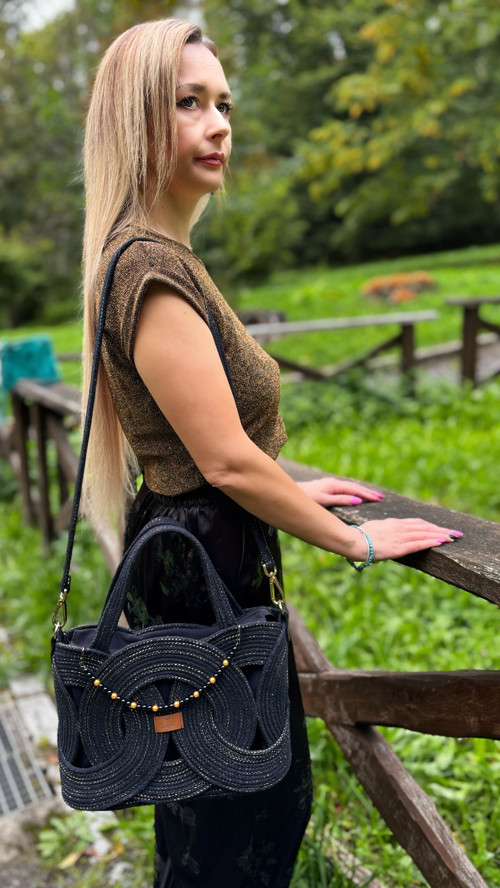 Černozlatá luxusní kabelka — foto 5