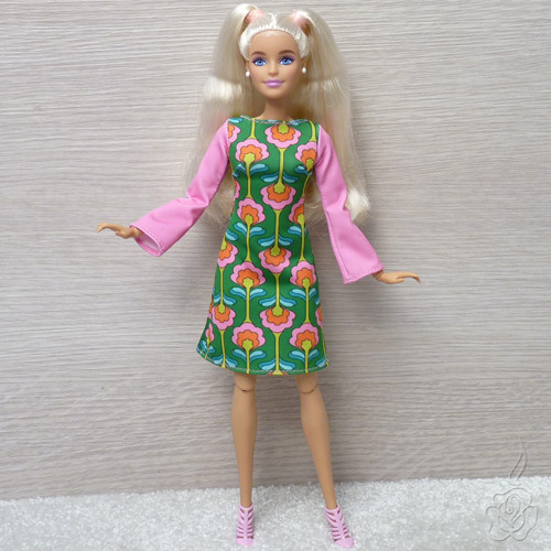 Retro šaty pro Barbie — foto 5