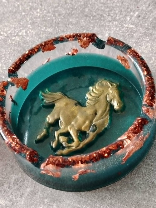 Popelník Mustang — foto 2
