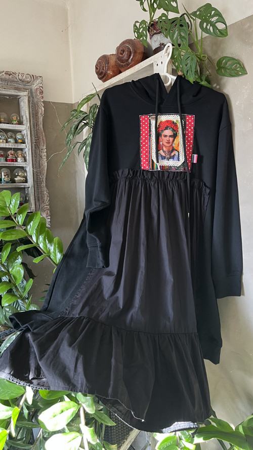 Šaty ,,Frida a volány,, — foto 2