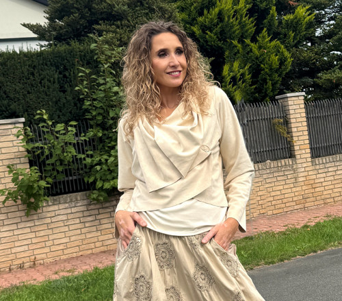Křivák semišový slonová kost — foto 3