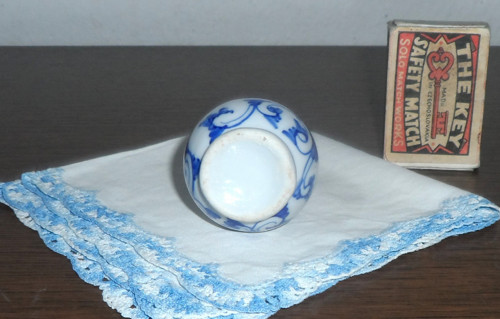 Porcelánová miniatura, VÁZIČKA, kobaltová modř — foto 5