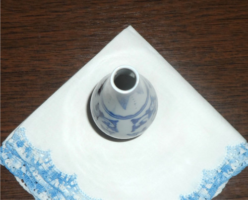 Porcelánová miniatura, VÁZIČKA, kobaltová modř — foto 4