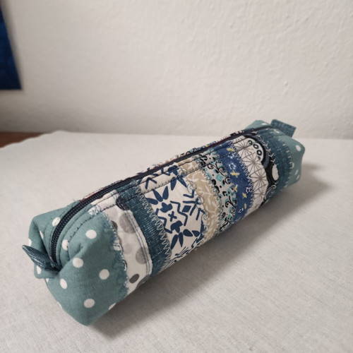 Sešívané pouzdro patchwork modré — foto 3