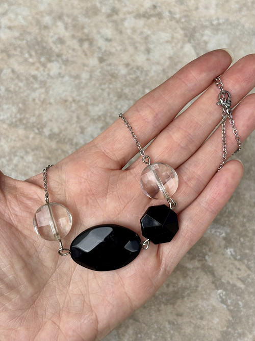 Náhrdelník „Black & Crystal“ — foto 5