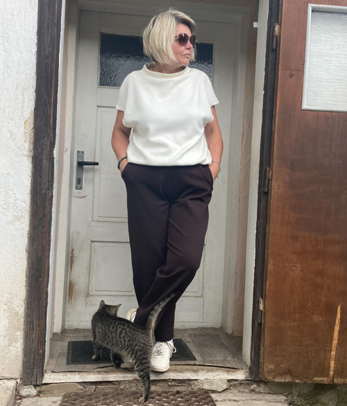 Vesta bílá svetrová — foto 2