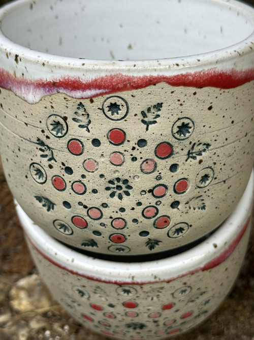 Kalíšek červená mandala — foto 3