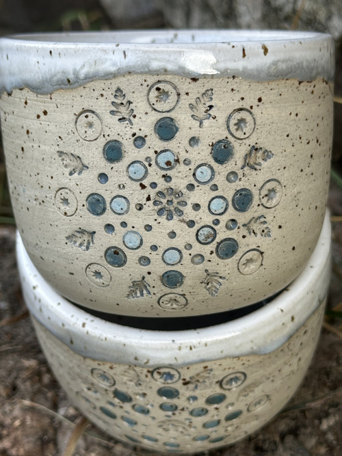 Kalíšek šedá mandala — foto 3