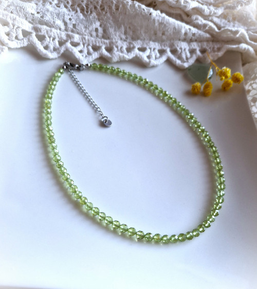 Olivín*peridot*broušený*náhrdelník — foto 2